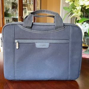 12” Slipskin Sleeve with Hideaway Handles